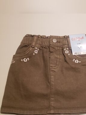 Cat & Jack Brown Skirt With White Embroidered Flowers